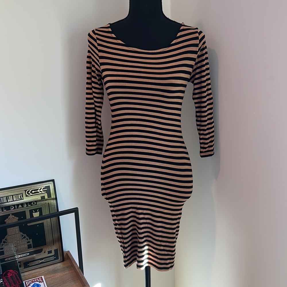 Forever 21 fitted striped dress size S